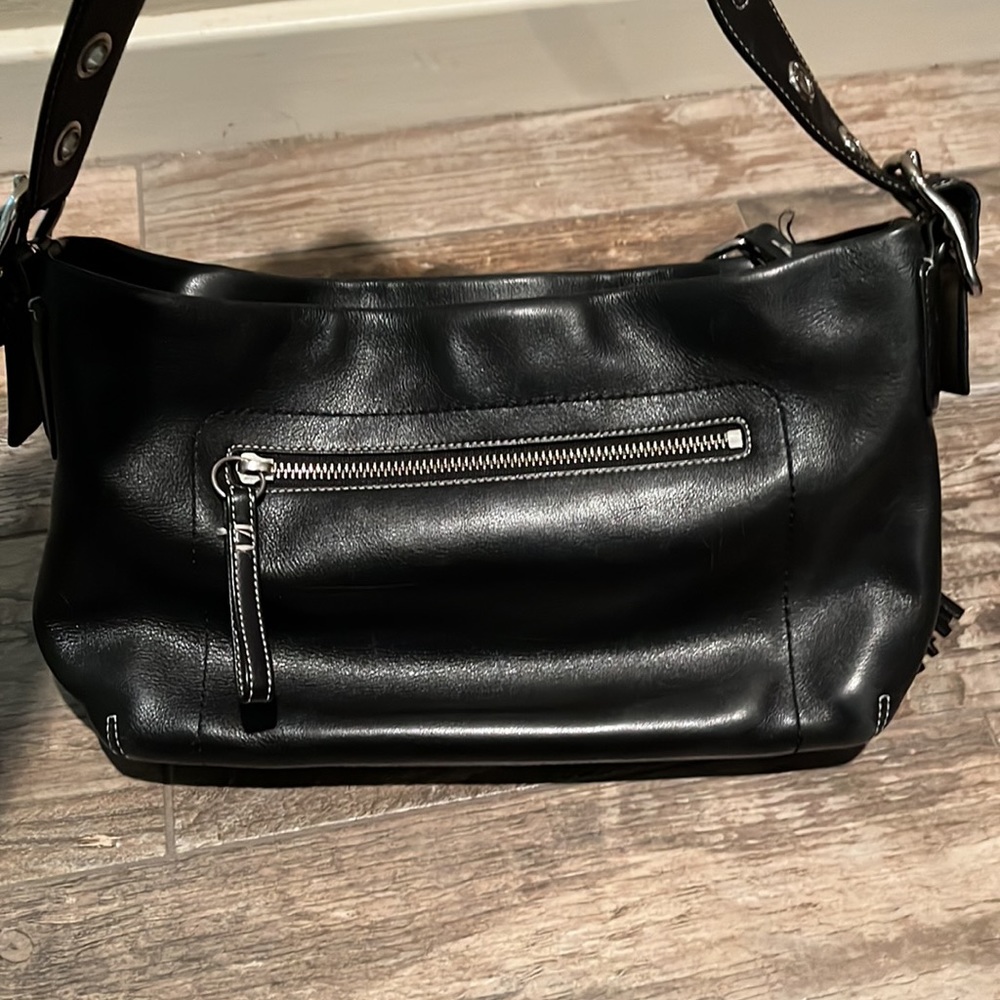 Black Leather Shoulder Bag - Picture 6 of 9